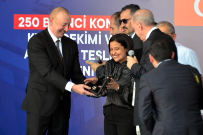 Cumhurbaşkanı Erdoğan: Yıl sonunda yarım kalan tek bir hikaye bırakmayacağız / Ek fotoğraflar