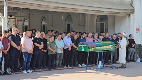 Sakarya'da otomobil ile çarpışan motosikletin sürücüsü kurtarılamadı (2)