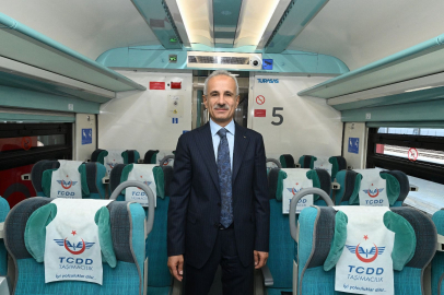 Bakan Uraloğlu: Yaz sezonunda ek YHT seferleri düzenleyeceğiz