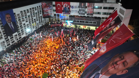 Özgür Özel Antalya mitinginde konuştu (5)
