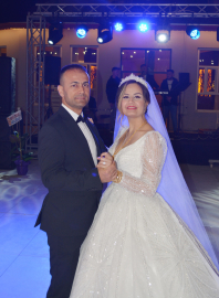 Yeni evli çifti ayıran kaza kamerada (2)
