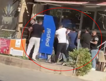 Siirt'te tekmeli, yumruklu kavga kamerada