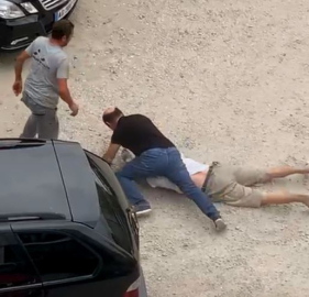 Samsun -Otopark ücreti tartışmasında müşterisini vurdu; kavga anları kamerada /Video eklendi