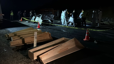 Karabük’te 2 otomobilin çarpıştığı kazada yangın çıktı; 3 ölü, 5 yaralı