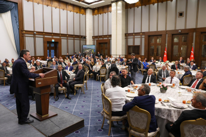 Cumhurbaşkanı Yardımcısı Yılmaz, KKTC'den gelen muhtarları ağırladı