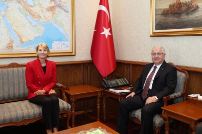 Bakan Güler, İngiltere'nin Ankara Büyükelçisi Morris'i kabul etti