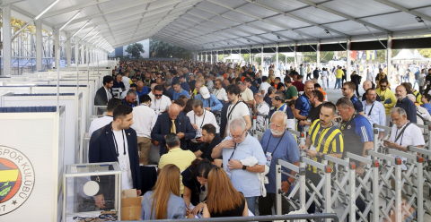 Fenerbahçe'de başkanlık seçimi için oy verme işlemi başladı / Ek fotoğraflar