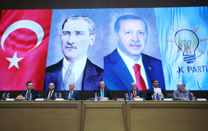 AK Parti'de MKYK toplandı