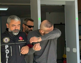 Takiple durdurulan otomobilden uyuşturucu çıktı