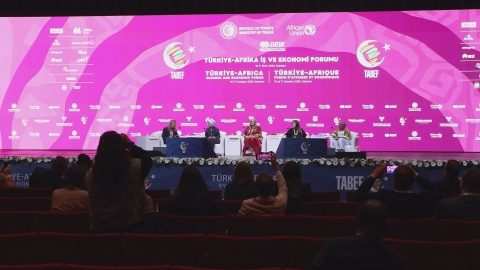 İstanbul- Türkiye-Afrika İş Forumu’nda kadın liderliği ve girişimcilik paneli düzenlendi