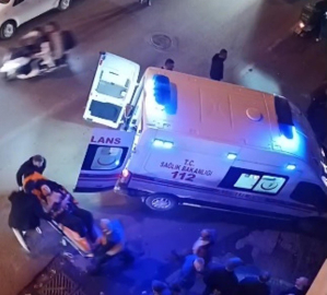 Tartıştığı kadın arkadaşını 6 bıçak darbesiyle yaraladı