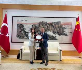 ULUSKON Başkanı Atasoy, Çin'in Ankara Büyükelçiliğini ziyaret etti