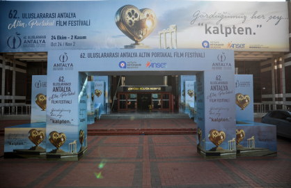 Altın Portakal 62'nci kez perdelerini açtı