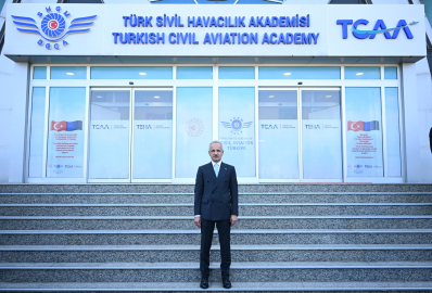 Bakan Uraloğlu: Sportif ve amatör havacılığın gelişimine katkı sağlıyoruz