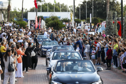 62’nci Altın Portakal'da 'geleneksel kortej' yapıldı