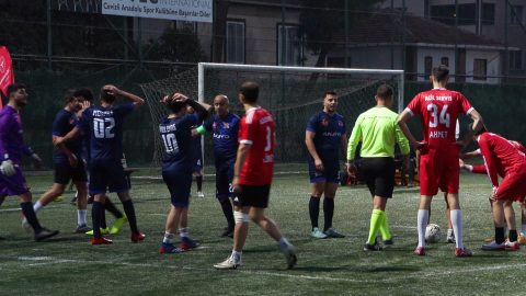 İstanbul - Kartal'da 'Organ Bağışı Haftası' kapsamında futbol maçı düzenlendi