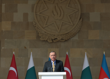 Cumhurbaşkanı Erdoğan: Karabağ Zaferi’ni, Kafkasya'da kalıcı barışa giden yolun kilometre taşı olarak görüyoruz