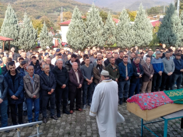 Patpatın çarptığı 2 yaşındaki Eslem öldü, ablası ağır yaralı (2)