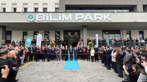 Bakan Kacır: Teknoloji girişimciliğini daha güçlü şekilde destekleyeceğiz / Ek fotoğraflar