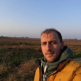 Halı sahada kalp krizi geçirip, öldü