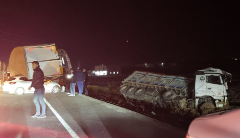Diyarbakır’da 5 aracın karıştığı zincirleme kaza: 3 ölü, 7 yaralı