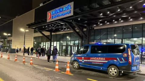 İzmir'de eşini öldürüp, intihar etti