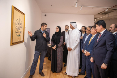 Âdil-i Mutlak Hat Eserleri Sergisi, Katar'da ziyarete açıldı