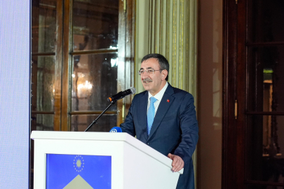 İstanbul - Cevdet Yılmaz 'Milli Sarayların Yüzyılı Sempozyumu'na katıldı