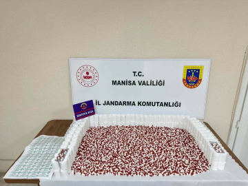 Manisa'da 9 bin 140 adet sentetik ecza hap ele geçirildi