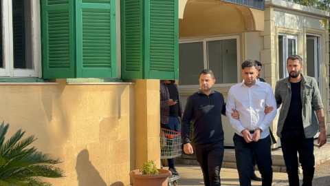 KKTC'de araç kurşunlayan çete üyesine 8,5 yıl hapis