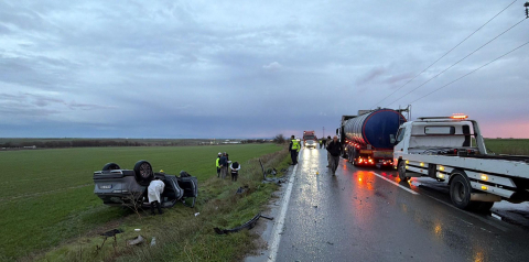 Tankerle çarpışan otomobildeki kadın öldü, eşi yaralandı