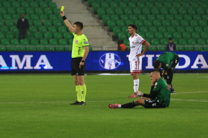 Sakaryaspor - Ümraniyespor: 1-1