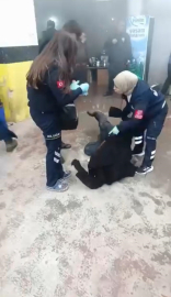 Bursa'da pazar alanında yangın; 1 kişi dumandan etkilendi