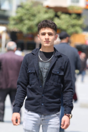 Kavgada aldığı yumruk darbesiyle düşüp başını kaldırıma çarptı; 14 gün sonra öldü