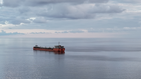 Karadeniz’de saldırıya uğrayan ‘MIDVOLGA-2’ isimli gemi için, uzman ekipler bekleniyor