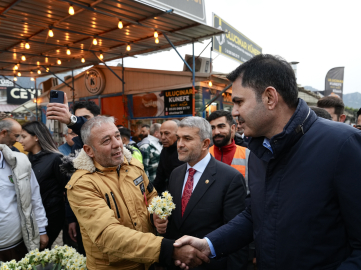 Bakan Kurum, Hatay'da incelemede bulundu