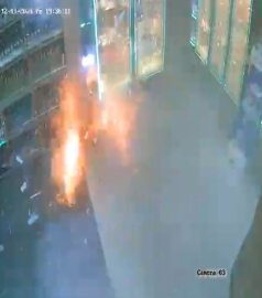 Diyarbakır’da markete patlayıcı madde atan 2 şüpheli tutuklandı