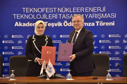 TEKNOFEST Nükleer Enerji Teknolojileri Tasarım Yarışması ödülü, Hacettepe Üniversitesi'ne takdim edildi