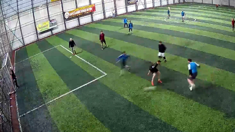 Halı sahada kalp krizi geçirip öldü