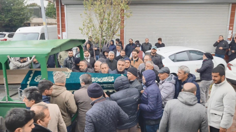 İstanbul - Esenyurt'taki kazada ölen şoför Niyazi Çelik son yolculuğuna uğurlandı