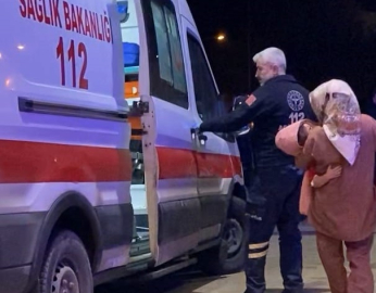 Bursa'da üzerine şifonyer devrilen çocuk ağır yaralandı