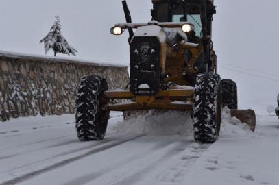 Malatya'da kar yağışı, ulaşımı olumsuz etkiledi