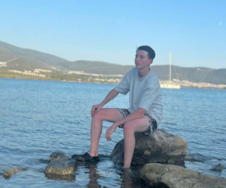 Ehliyet sınavında kalp krizi geçirip, motosikletle kaza yapan Üzeyir, toprağa verildi