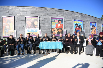 Ferdi Tayfur, ölümünün birinci yıl dönümünde doğduğu kentte anıldı / Ek fotoğraflar