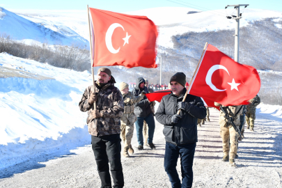 Samsun'da Sarıkamış şehitleri için anma ve bayrak yürüyüşü