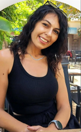 Eşini öldürüp otomobille bariyere çarparak kaza gibi göstermeye çalışan sanığa dava