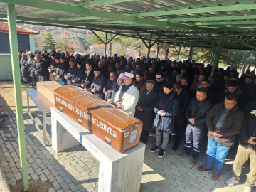 Güvenlik görevlisinin öldürdüğü eşi ve kızı, son yolculuğuna uğurlandı