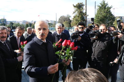 Bakan Uraloğlu: Bakanlık olarak 24 yılda Samsun’un altyapısına 91 milyarlık yatırım gerçekleştirdik (2)