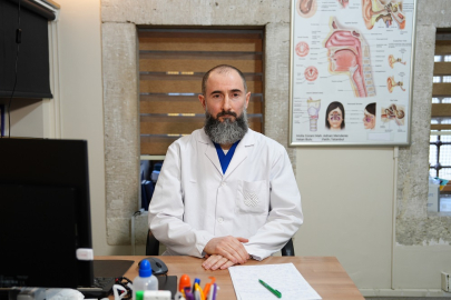 'Çocuklarda tekrarlayan kulak iltihabı veya geçmeyen öksürüklerin sebebi geniz eti olabilir’