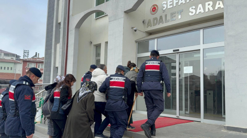 '65 yıl önce ölen kadının kimliğiyle dolandırıcılık' iddiasında 4 yakınına gözaltı